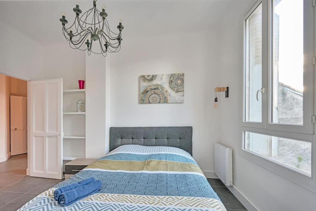 The Rooftop - Ac Clim - Wi-Fi - Parking Gratuit Dans La Rue Avignon Exterior photo
